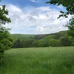 Waldbaden Im Nationalpark Eifel- Am Bach שליידן