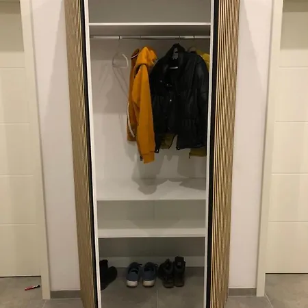 Waldbaden Im Nationalpark Eifel- Am Bach Schleiden