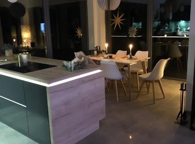 Waldbaden Im Nationalpark Eifel- Am Bach 別荘